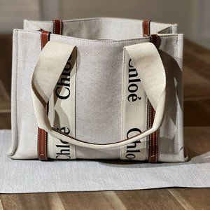 Chloé Medium Woody Logo Strap Canvas Tote